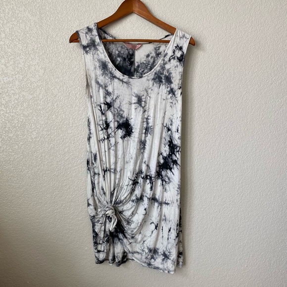 black and white tie dye dress